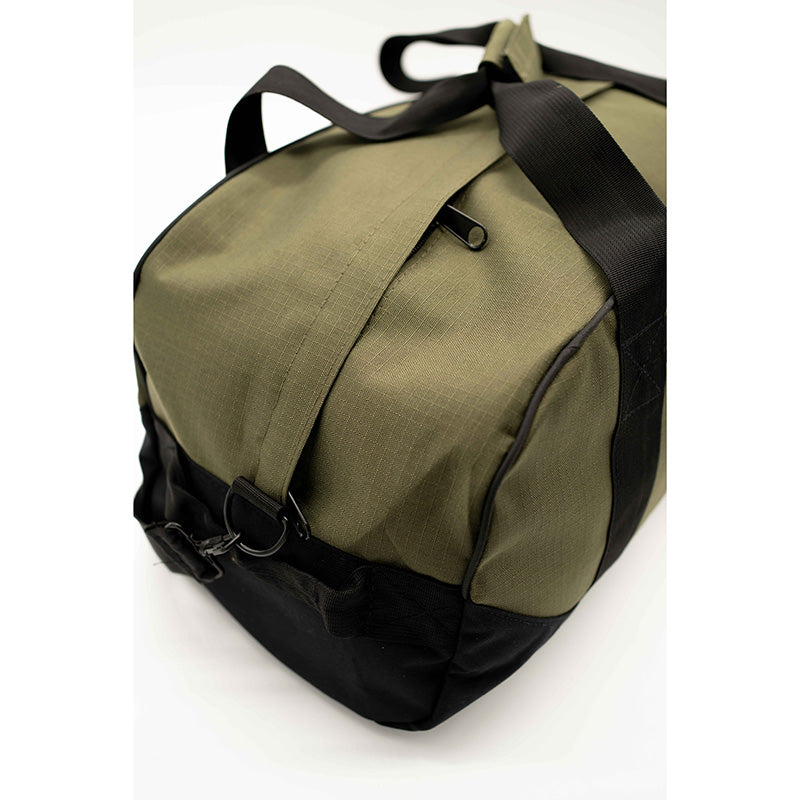 HNTN Essential Duffel Bag closed
