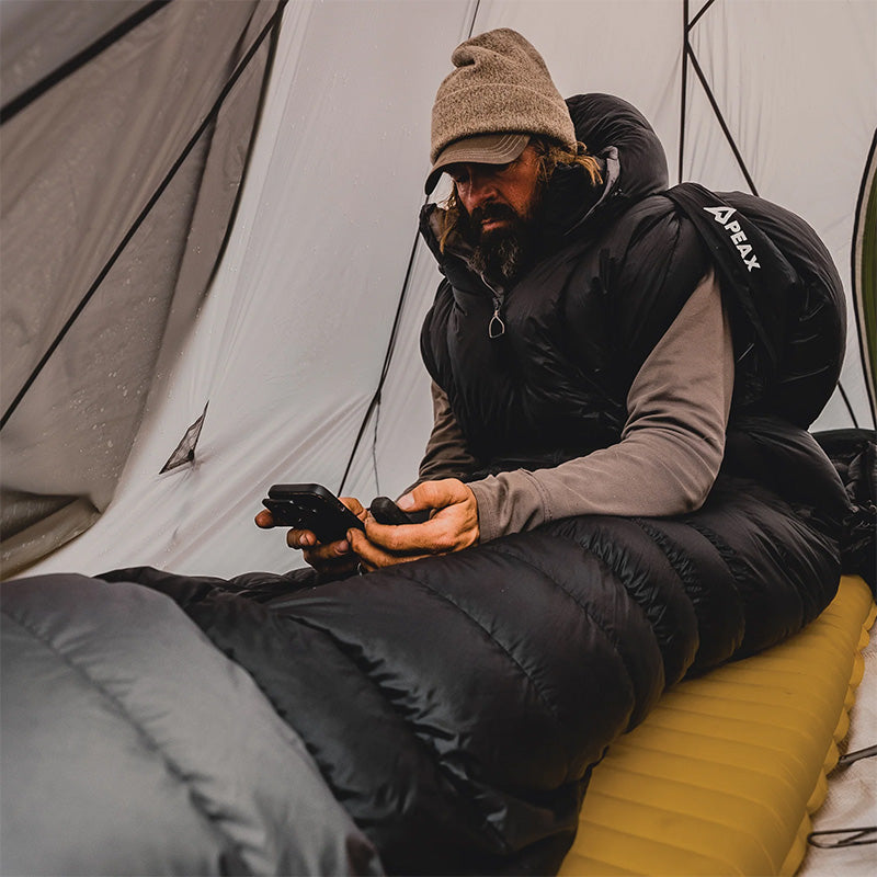 PEAX Solace 15 Sleeping Bag in field